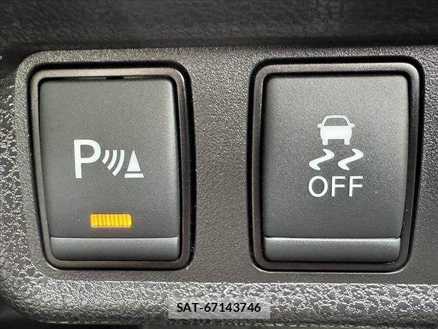 Nissan NOTE 2018-09 7618935-5