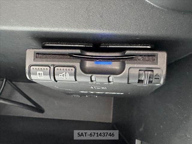Nissan NOTE 2018-09 7618935-6