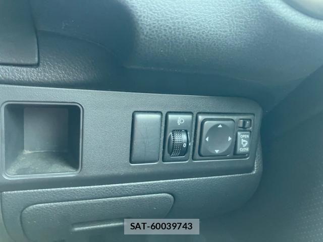 Nissan NOTE 2010-03 7726777-11