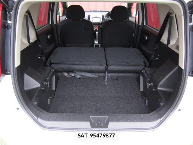 Nissan NOTE 2010-07 7726674-7