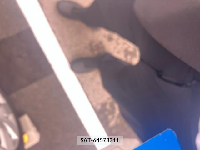 Nissan NOTE 2011-03 7726781-9