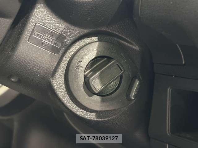 Nissan NOTE 2009-01 7787811-11