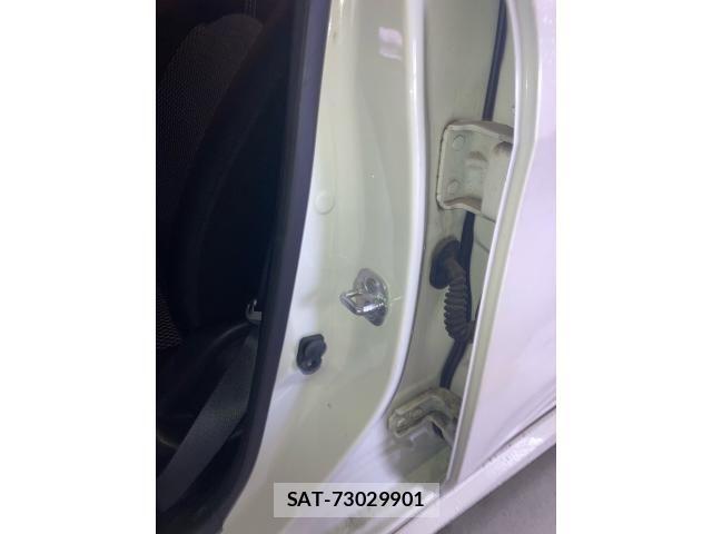 Nissan NOTE 2013-09 7878528-25
