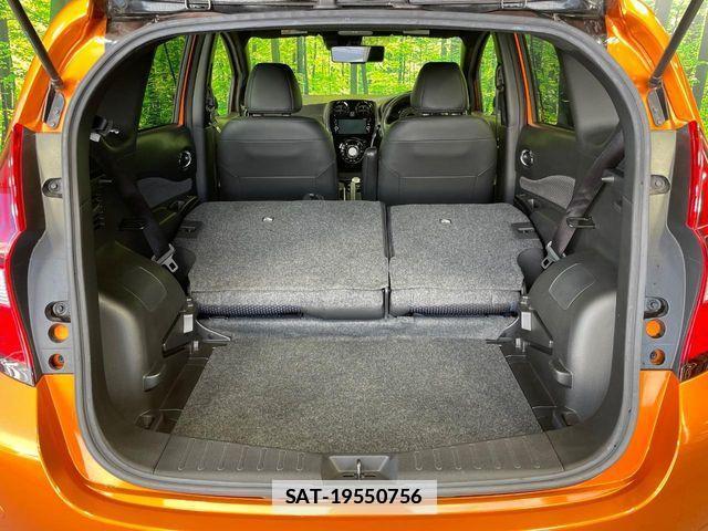 Nissan NOTE 2018-01 7878493-9