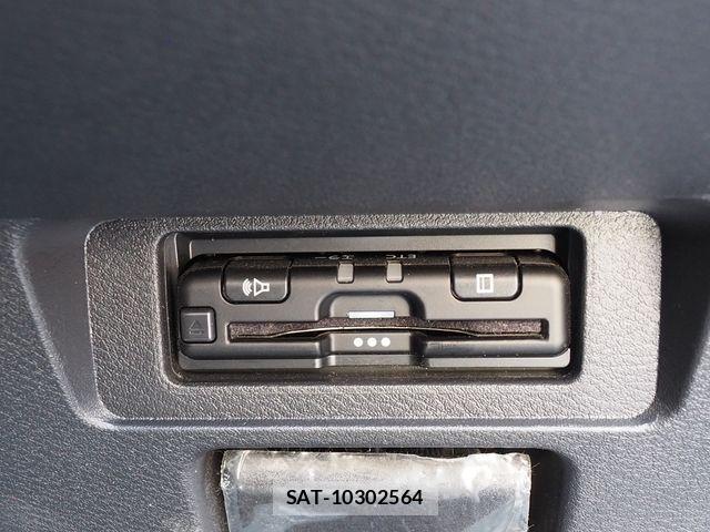Nissan NOTE 2023-03 7878474-9