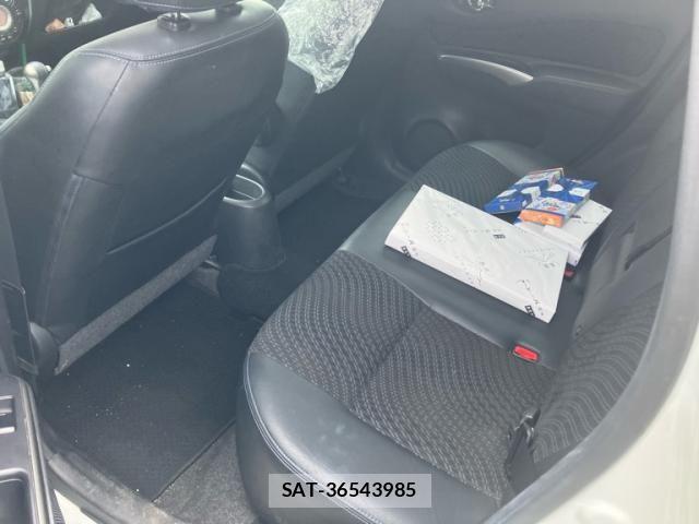 Nissan NOTE 2013-06 7878527-5