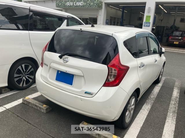 Nissan NOTE 2013-06 7878527-7