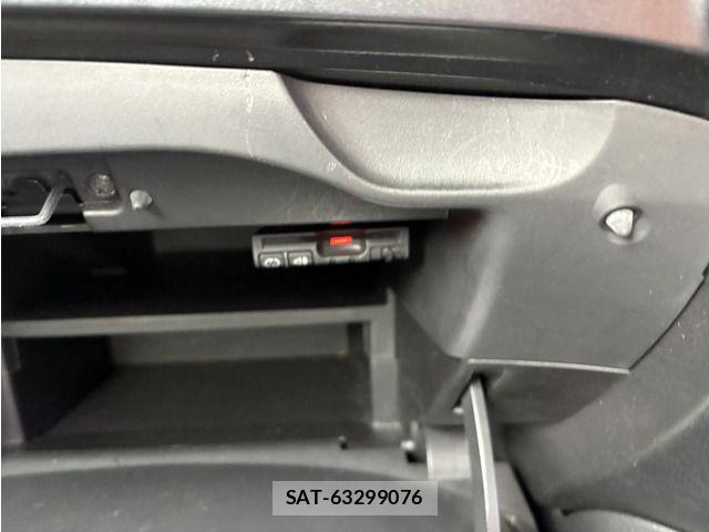 Nissan NOTE 2013-05 7878520-8