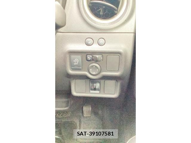 Nissan NOTE 2014-02 7878529-12