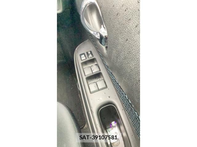 Nissan NOTE 2014-02 7878529-13