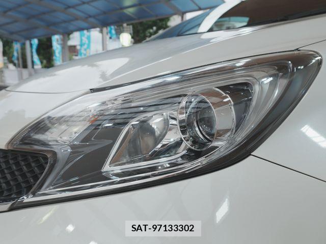 Nissan NOTE 2016-03 7878477-21
