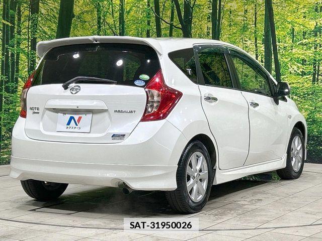 Nissan NOTE 2013-11 7878503-16