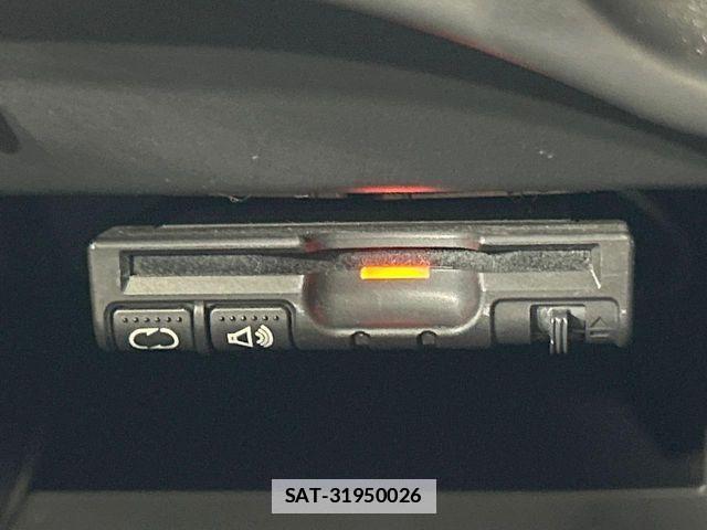 Nissan NOTE 2013-11 7878503-3