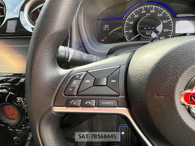Nissan NOTE 2018-11 7903167-17