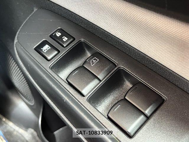 Nissan NOTE 2018-07 7903170-22
