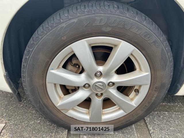 Nissan NOTE 2014-01 7963110-11