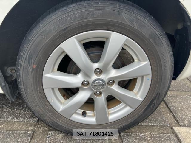 Nissan NOTE 2014-01 7963110-12
