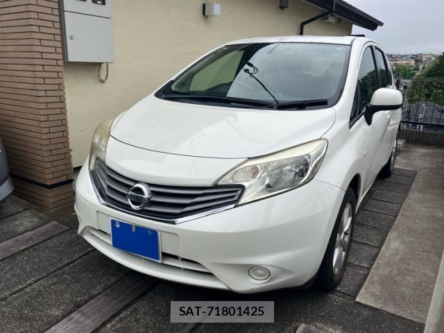 Nissan NOTE 2014-01 7963110-1