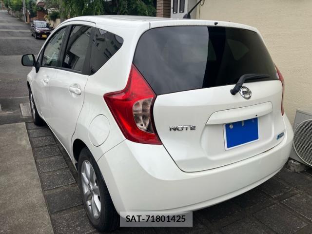 Nissan NOTE 2014-01 7963110-4