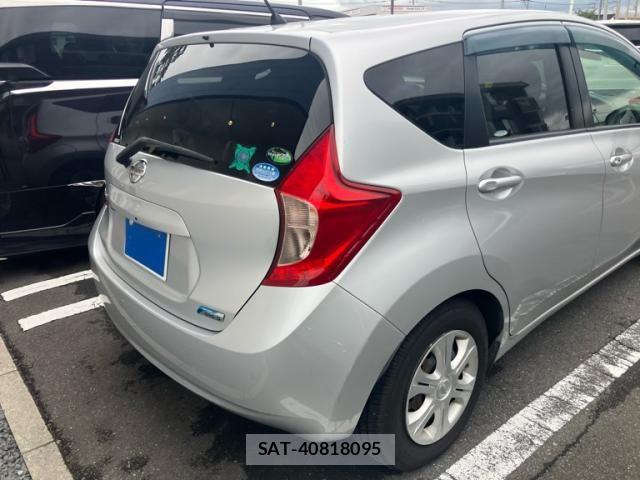 Nissan NOTE 2013-01 7963109-3