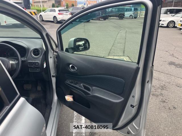 Nissan NOTE 2013-01 7963109-8