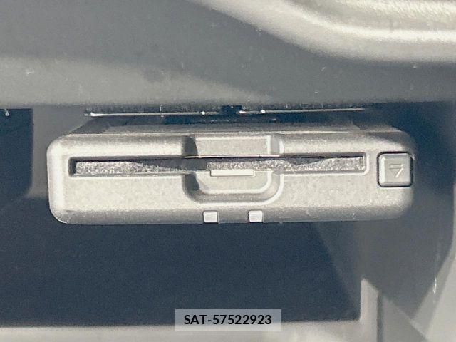 Nissan NOTE 2020-08 7963081-6