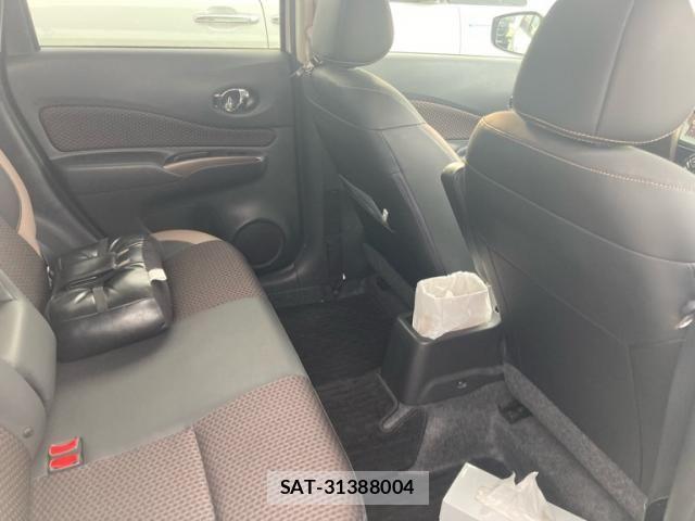 Nissan NOTE 2017-04 7963095-15
