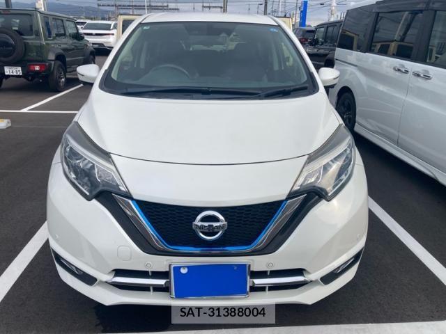 Nissan NOTE 2017-04 7963095-1