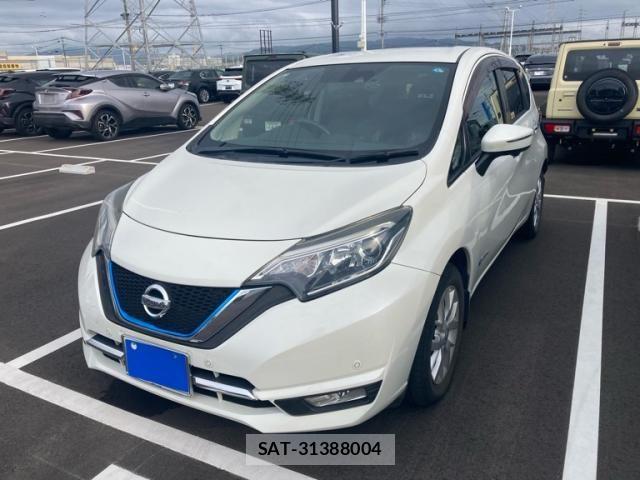 Nissan NOTE 2017-04 7963095-2