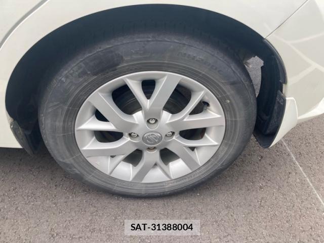 Nissan NOTE 2017-04 7963095-4