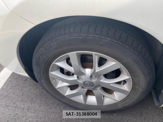 Nissan NOTE 2017-04 7963095-5