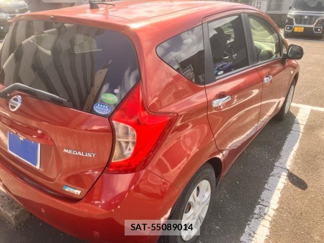 Nissan NOTE 2014-03 7963102-9