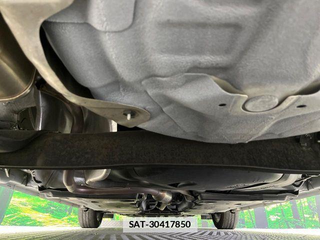 Nissan NOTE 2021-10 7963063-18
