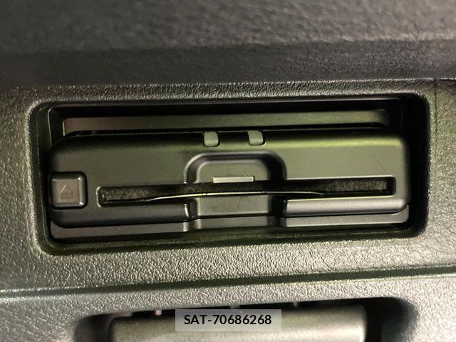 Nissan NOTE 2023-09 7963064-6