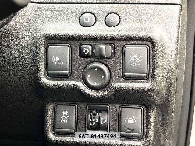 Nissan NOTE 2017-09 7963092-4