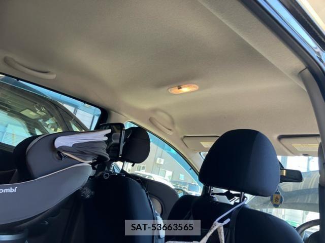 Nissan NOTE 2014-05 7963106-12