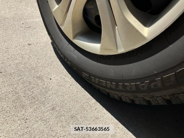 Nissan NOTE 2014-05 7963106-5