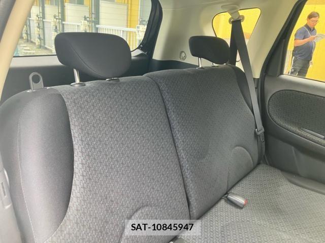 Nissan NOTE 2011-07 7963108-11