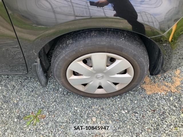 Nissan NOTE 2011-07 7963108-18