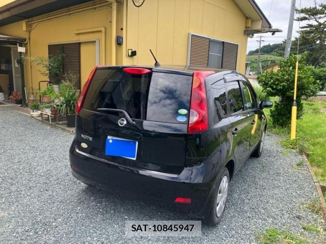 Nissan NOTE 2011-07 7963108-6