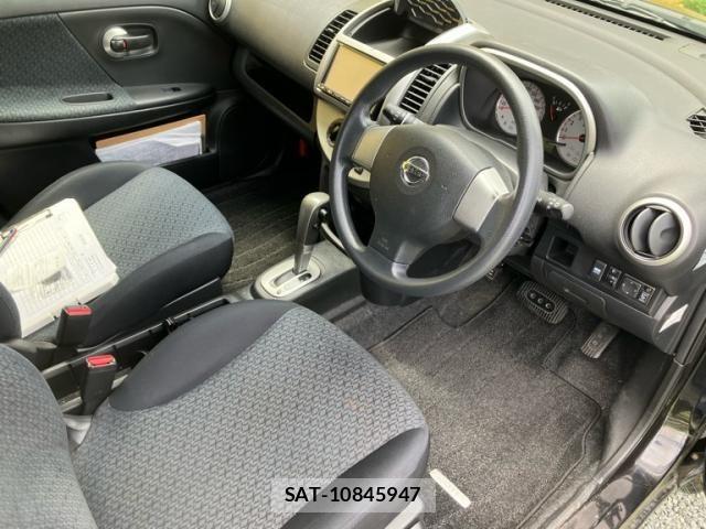 Nissan NOTE 2011-07 7963108-7