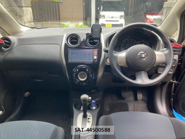 Nissan NOTE 2012-10 7963107-15