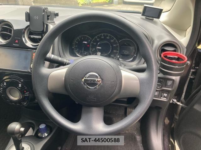 Nissan NOTE 2012-10 7963107-16