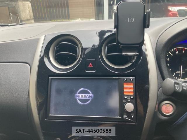 Nissan NOTE 2012-10 7963107-19