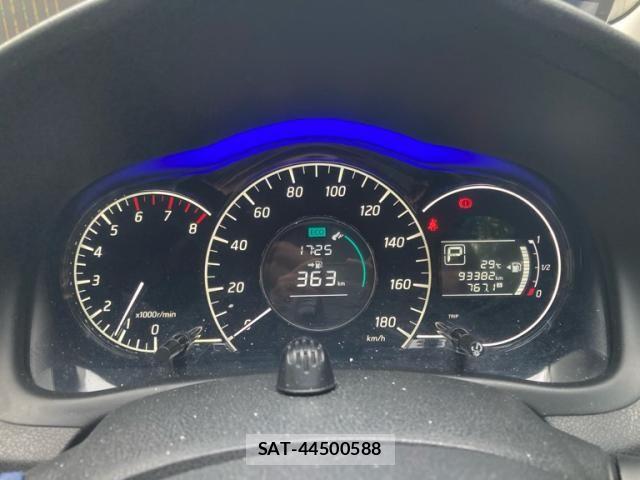 Nissan NOTE 2012-10 7963107-22