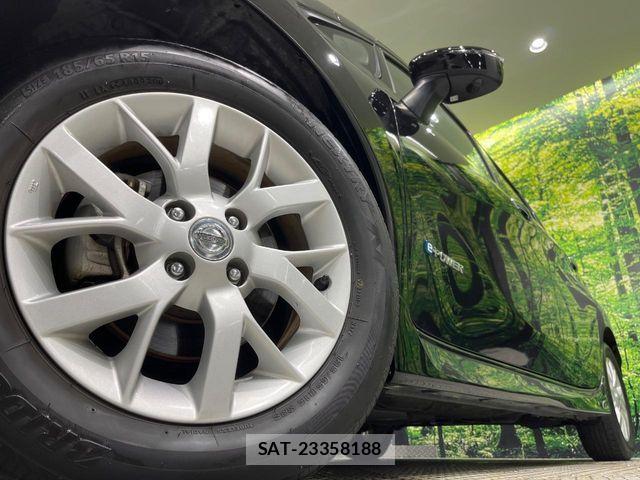 Nissan NOTE 2018-02 7963079-13