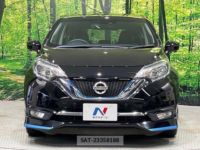 Nissan NOTE 2018-02 7963079-14