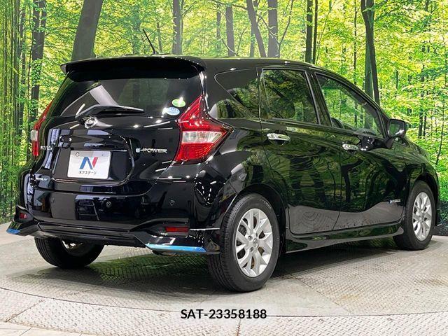 Nissan NOTE 2018-02 7963079-17