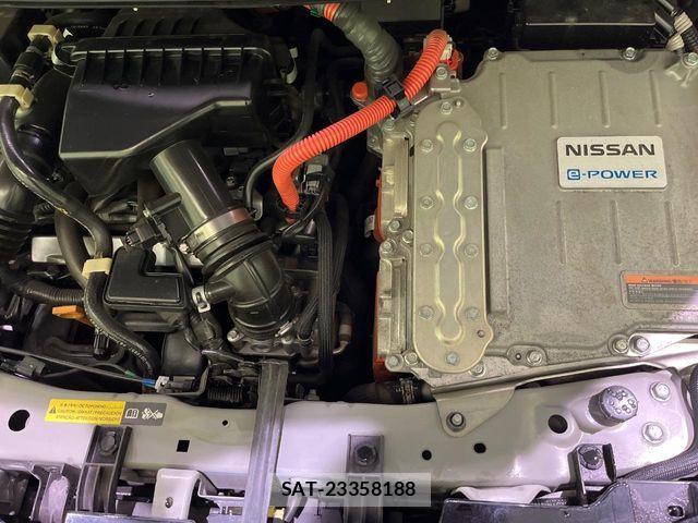 Nissan NOTE 2018-02 7963079-18