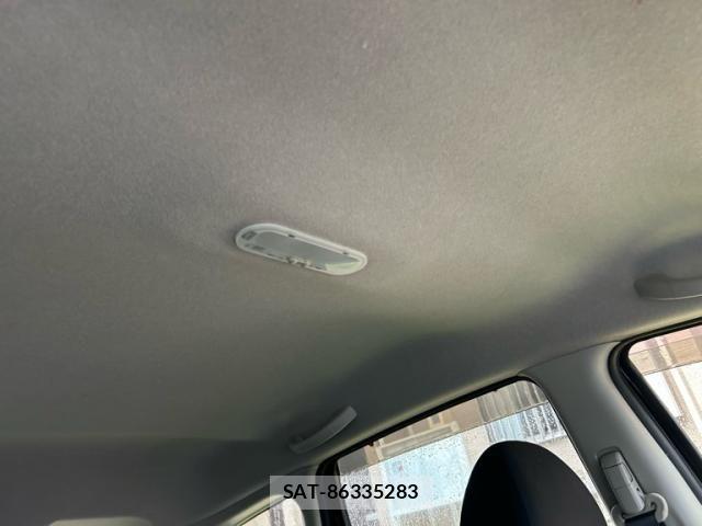 Nissan NOTE 2014-06 7963111-21